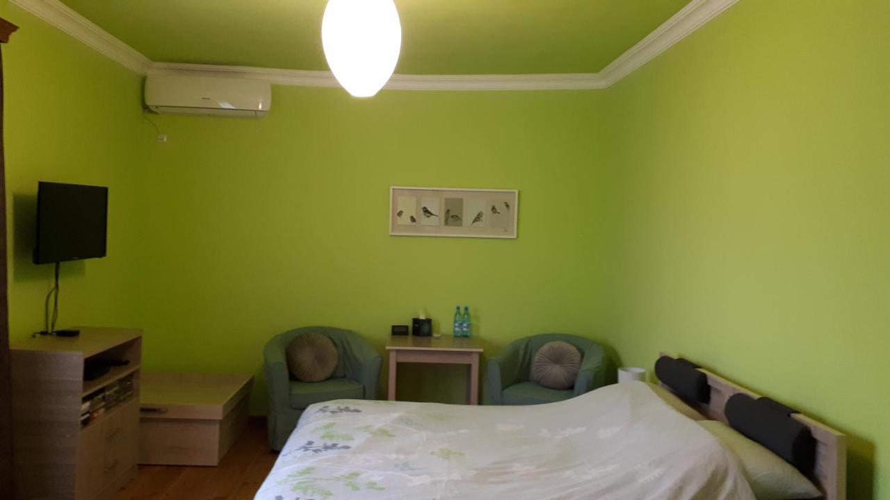 Bed & Breakfast 3 Gs Goght' Екстериор снимка